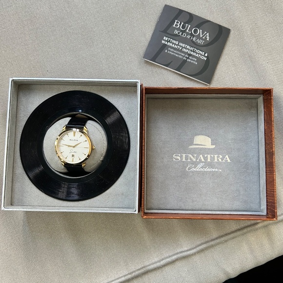 Stainless Steel Men's Automatic Watch - Picture 10 of 10